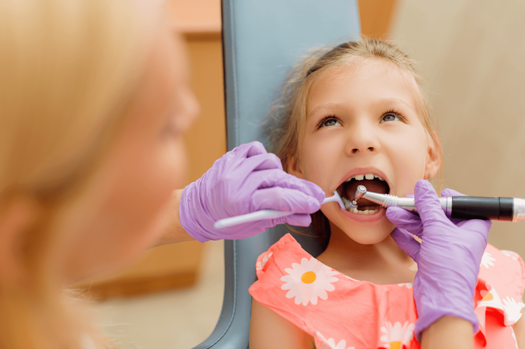 Kind Zahnarzt